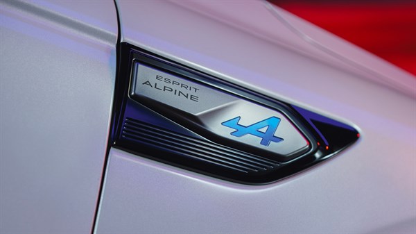 Renault Megane Conquest E-Tech full hybrid - posebni Alpine bočni paneli, ekskluzivne Alpine gravirane 19" felne